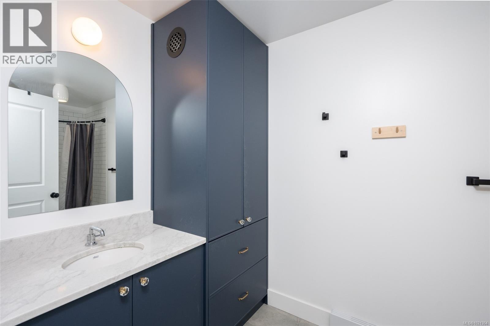 11 230 Wilson Street, Victoria