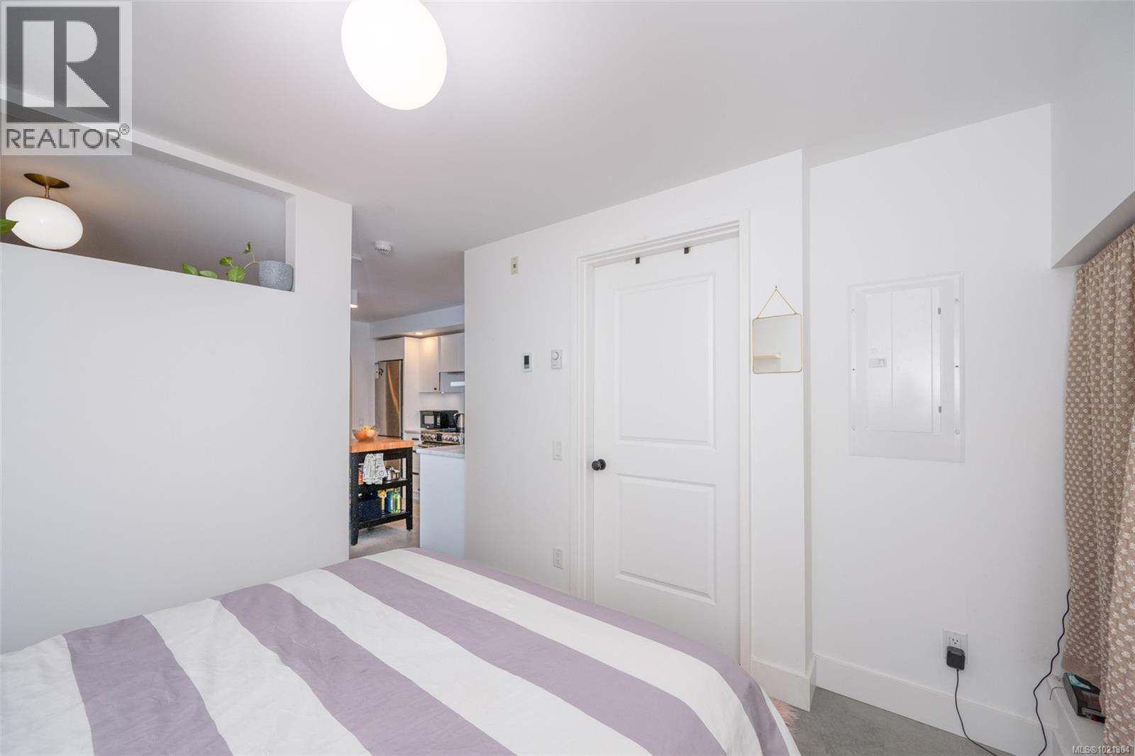 11 230 Wilson Street, Victoria