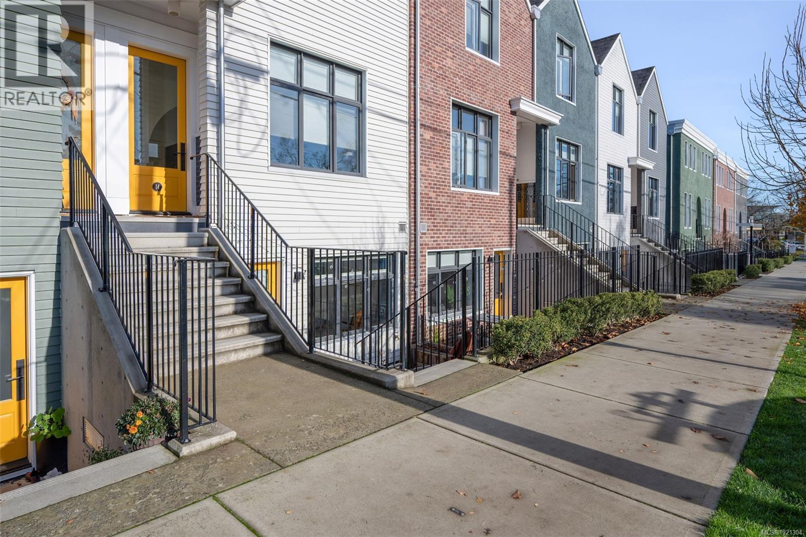 11 230 Wilson Street, Victoria