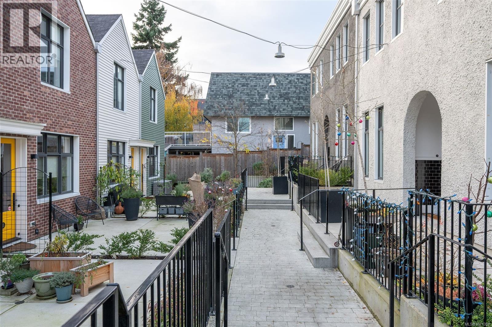 11 230 Wilson Street, Victoria