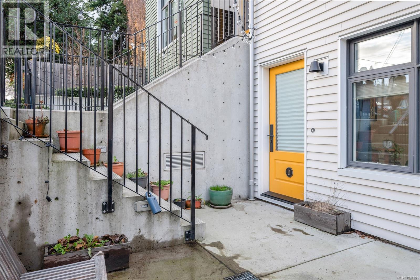 11 230 Wilson Street, Victoria