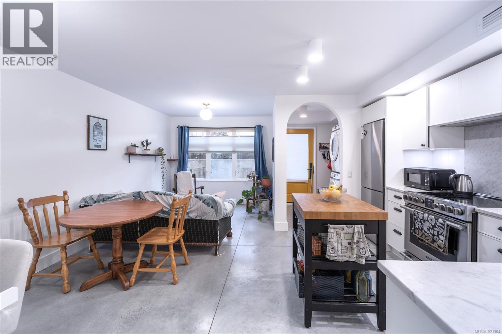 11 230 Wilson Street, Victoria