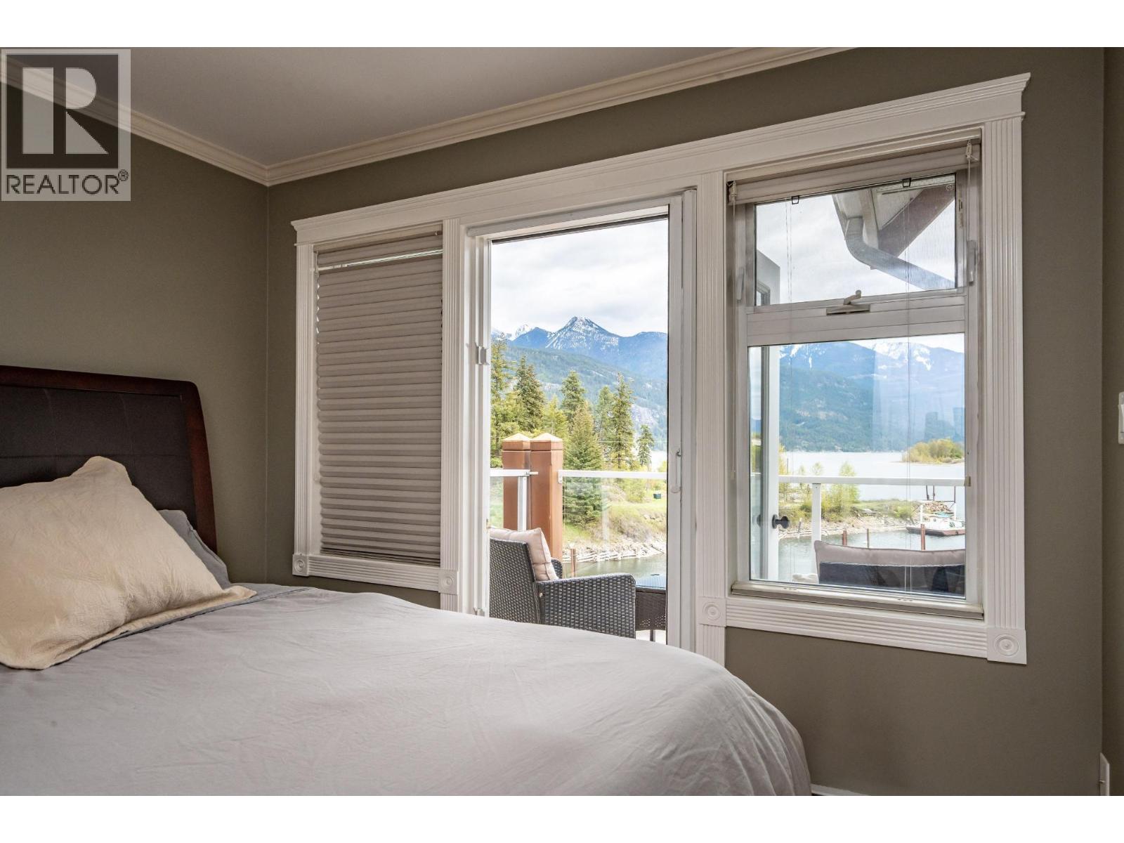 550 RAINBOW Drive Unit# 305, Kaslo