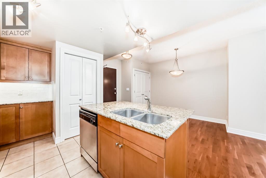 Single Family House for Sale in    Avenue SW Downtown West End Calgary 