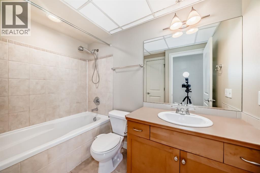 Single Family House for Sale in    Avenue SW Downtown West End Calgary 