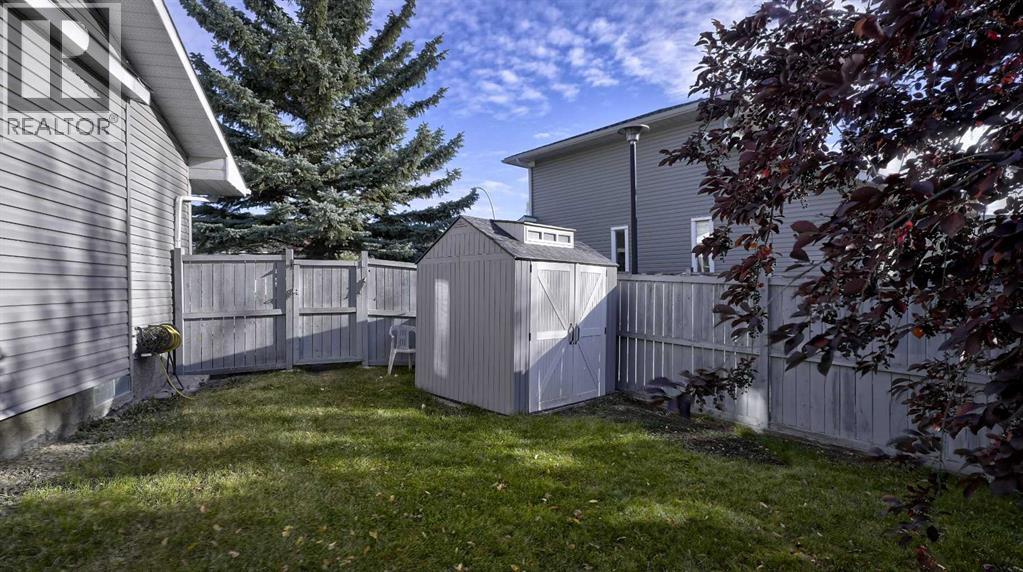 160 Riverstone Crescent SE, Calgary, Alberta