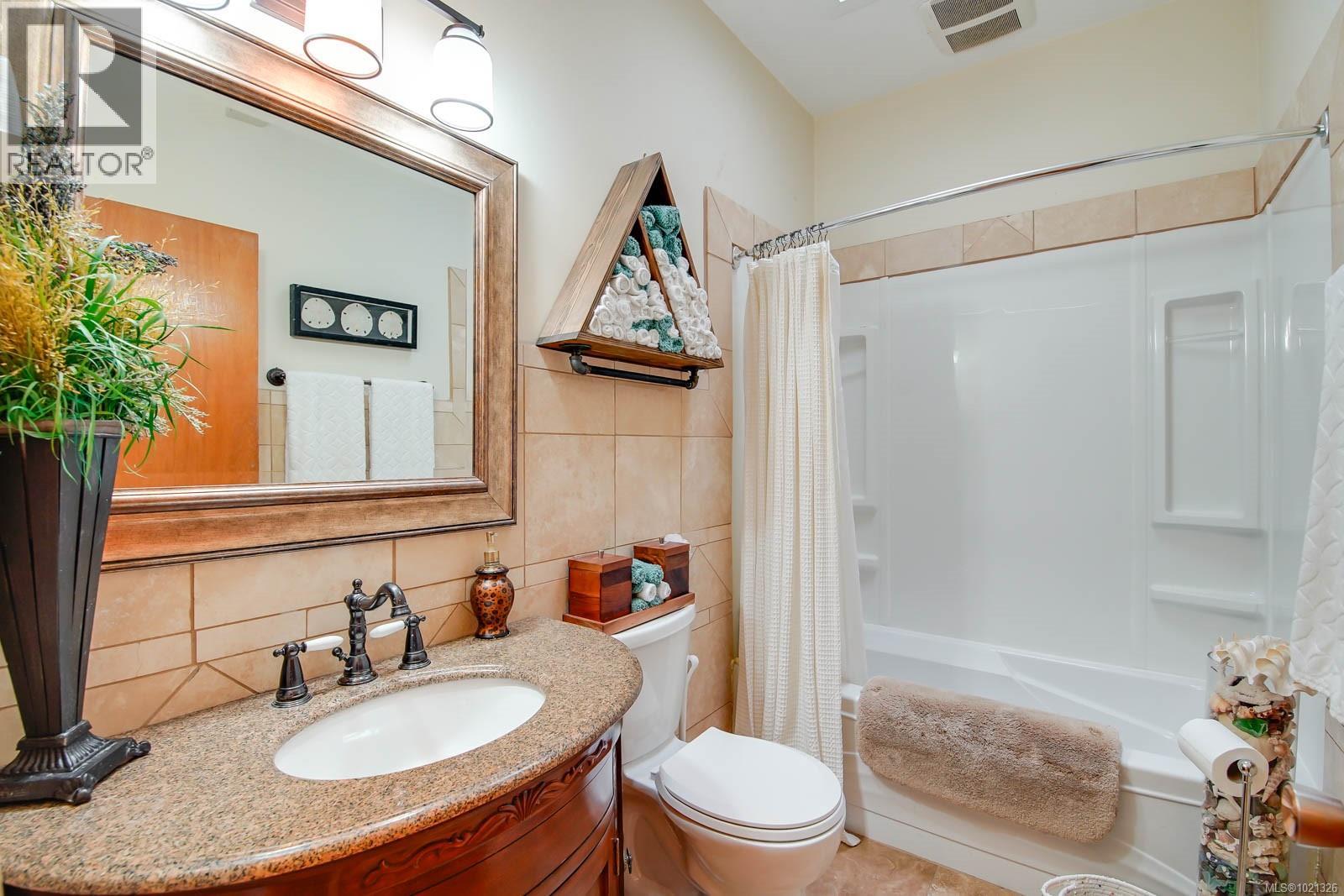 2374 Anderson Ave, Port Alberni