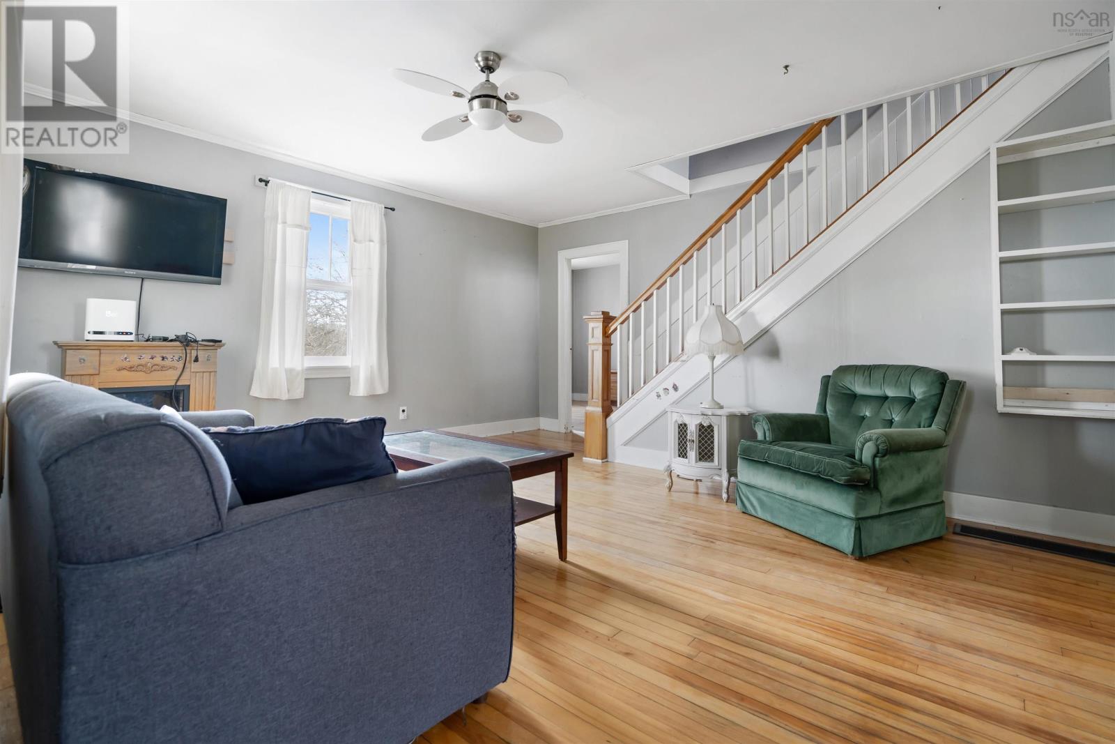 Property 5 of 44 of 28915 Highway 7