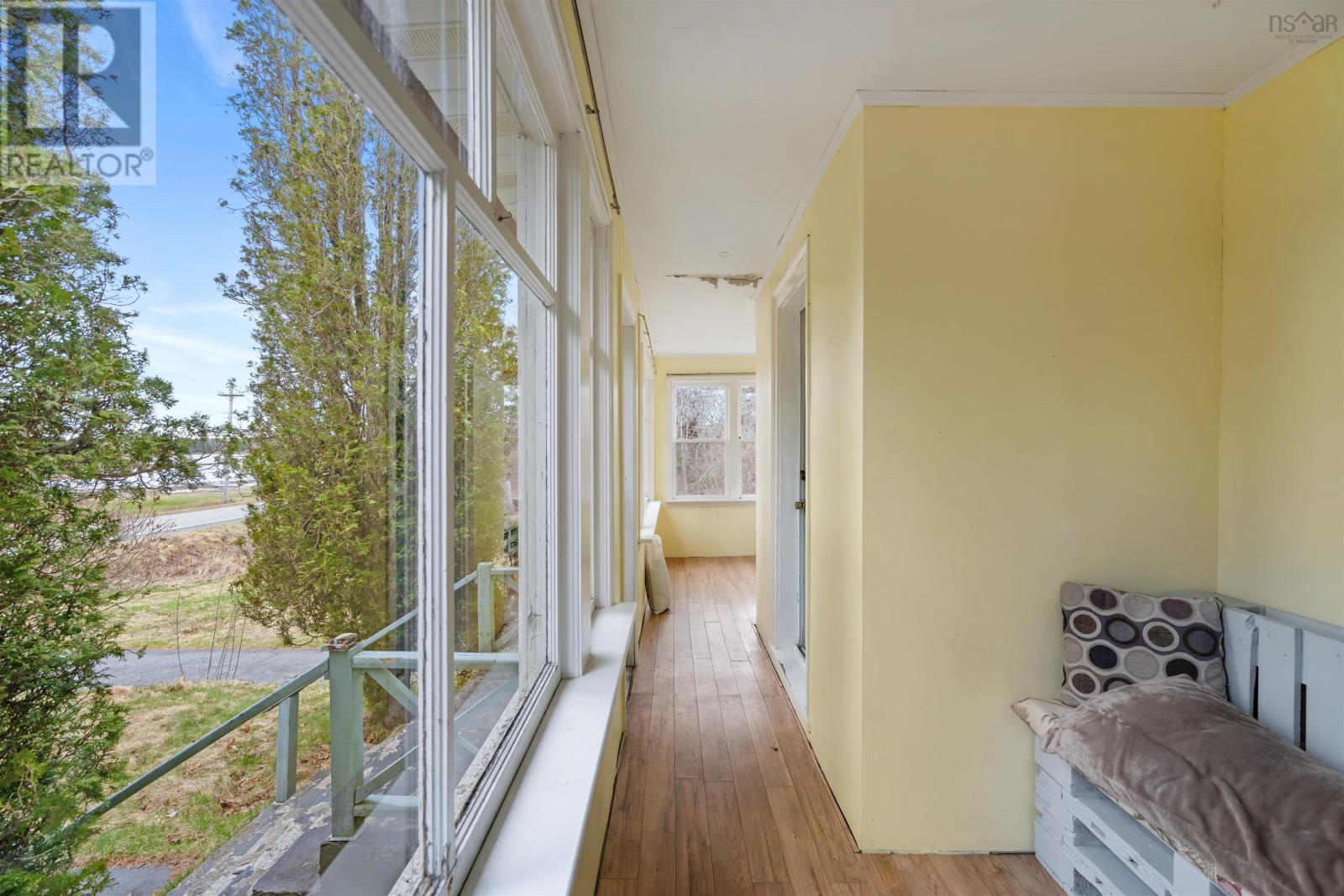 Property 11 of 44 of 28915 Highway 7