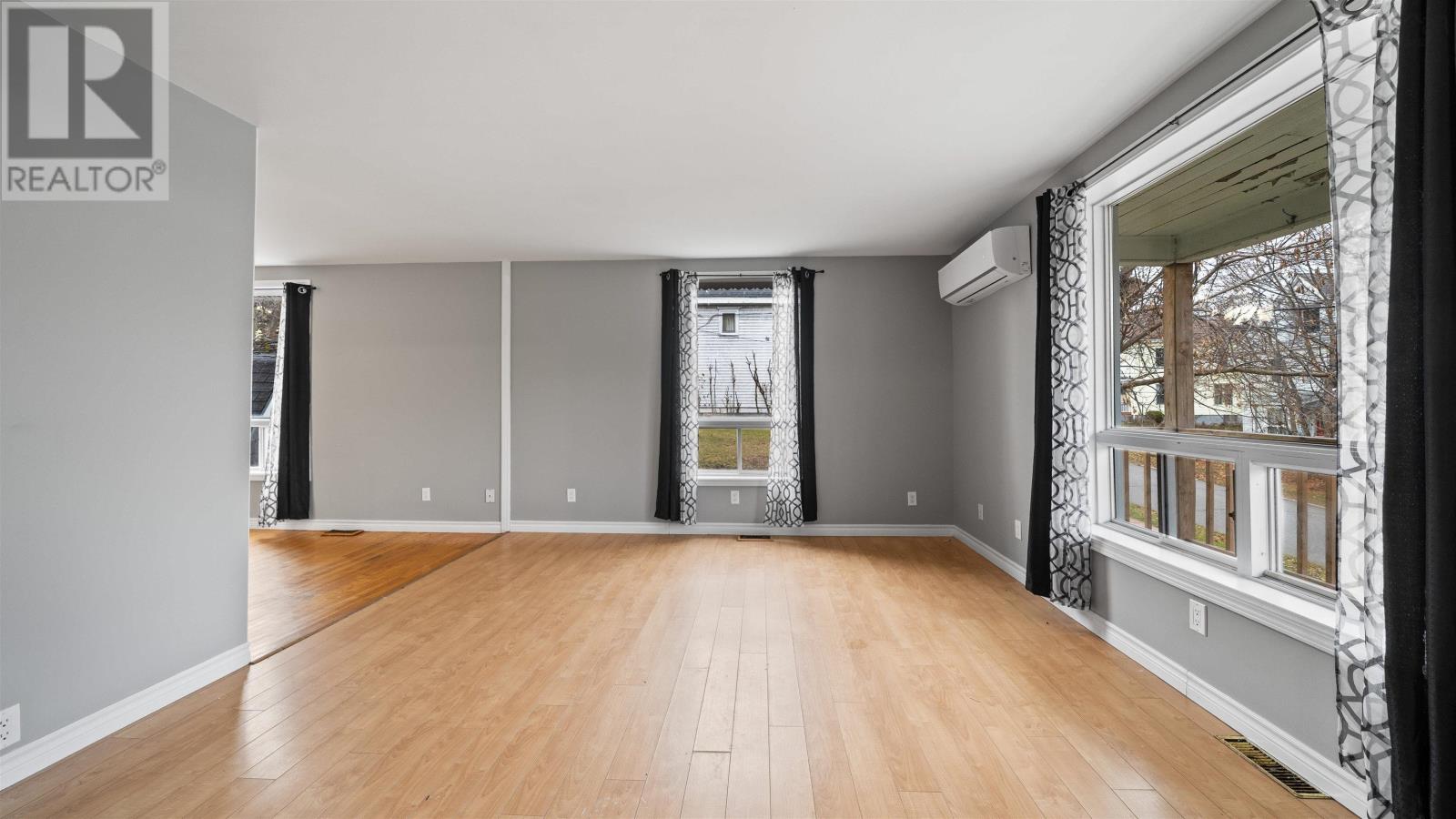 Property 32 of 36 of 62 Maple Avenue