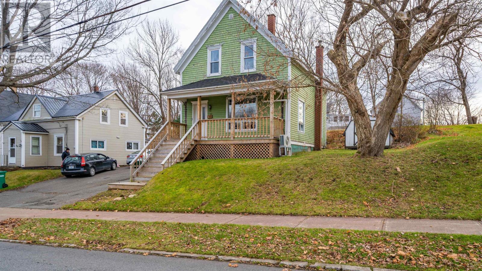 Property 12 of 36 of 62 Maple Avenue