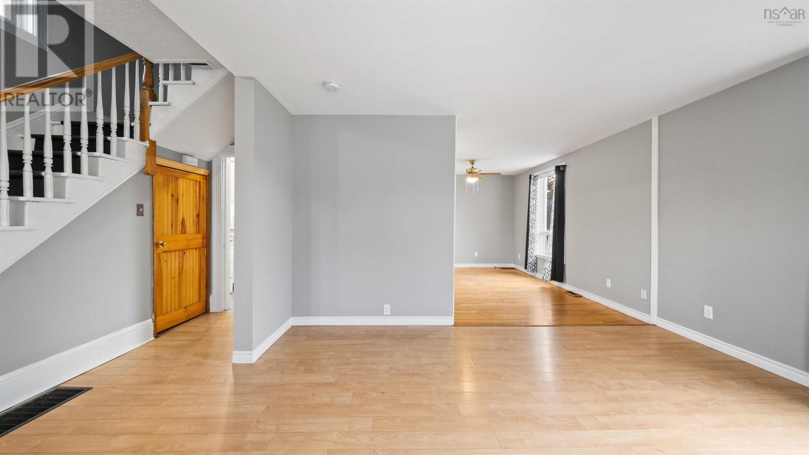 Property 27 of 36 of 62 Maple Avenue