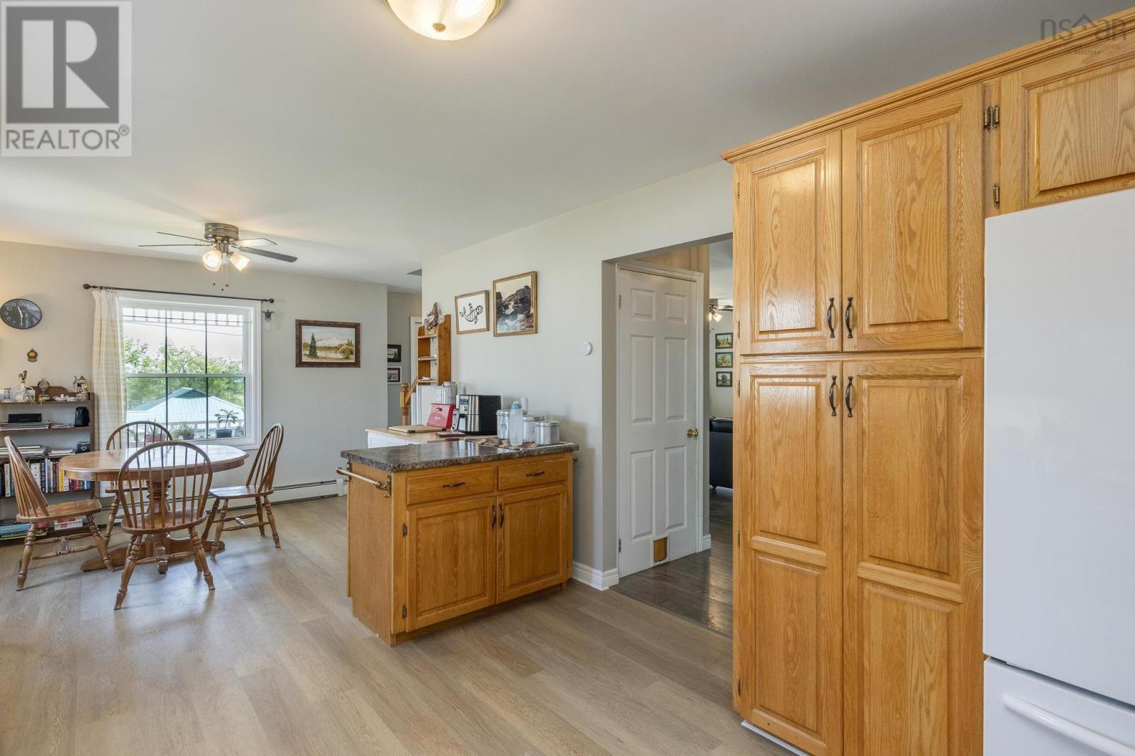 Property 7 of 47 of 33 West Street