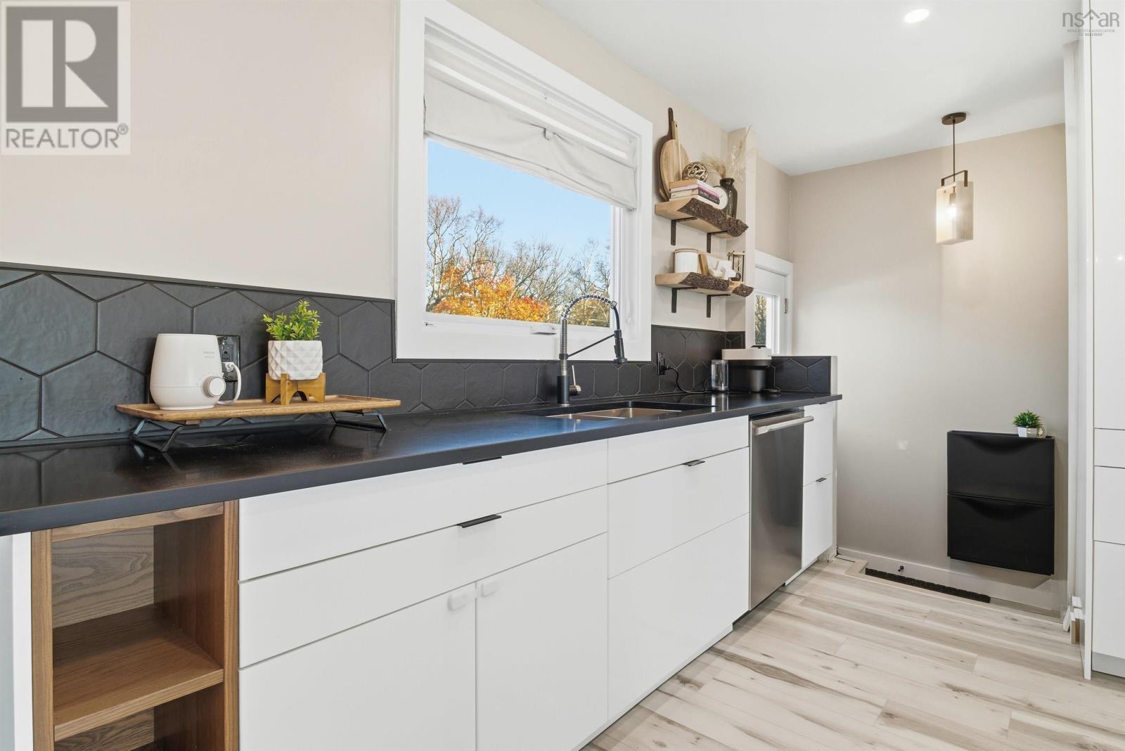 Property 14 of 37 of 344 Whitehead Road