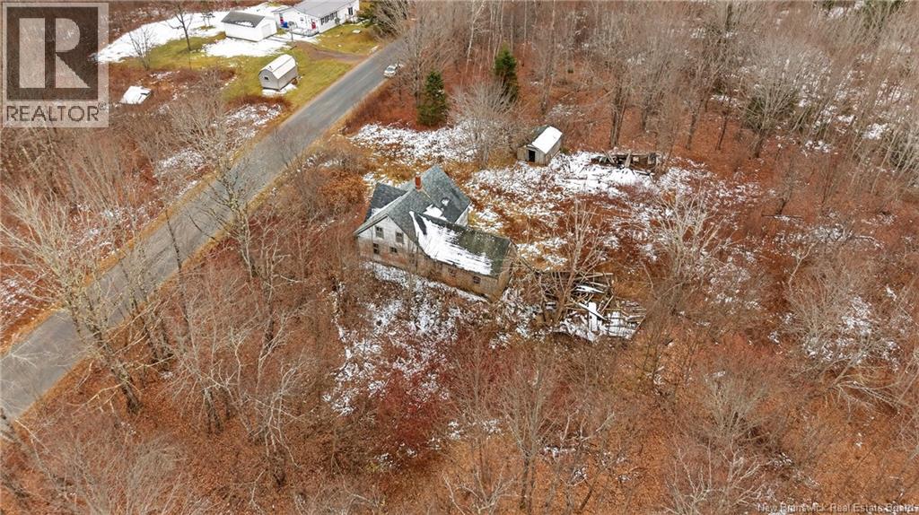 155 Lynnfield Road - 18