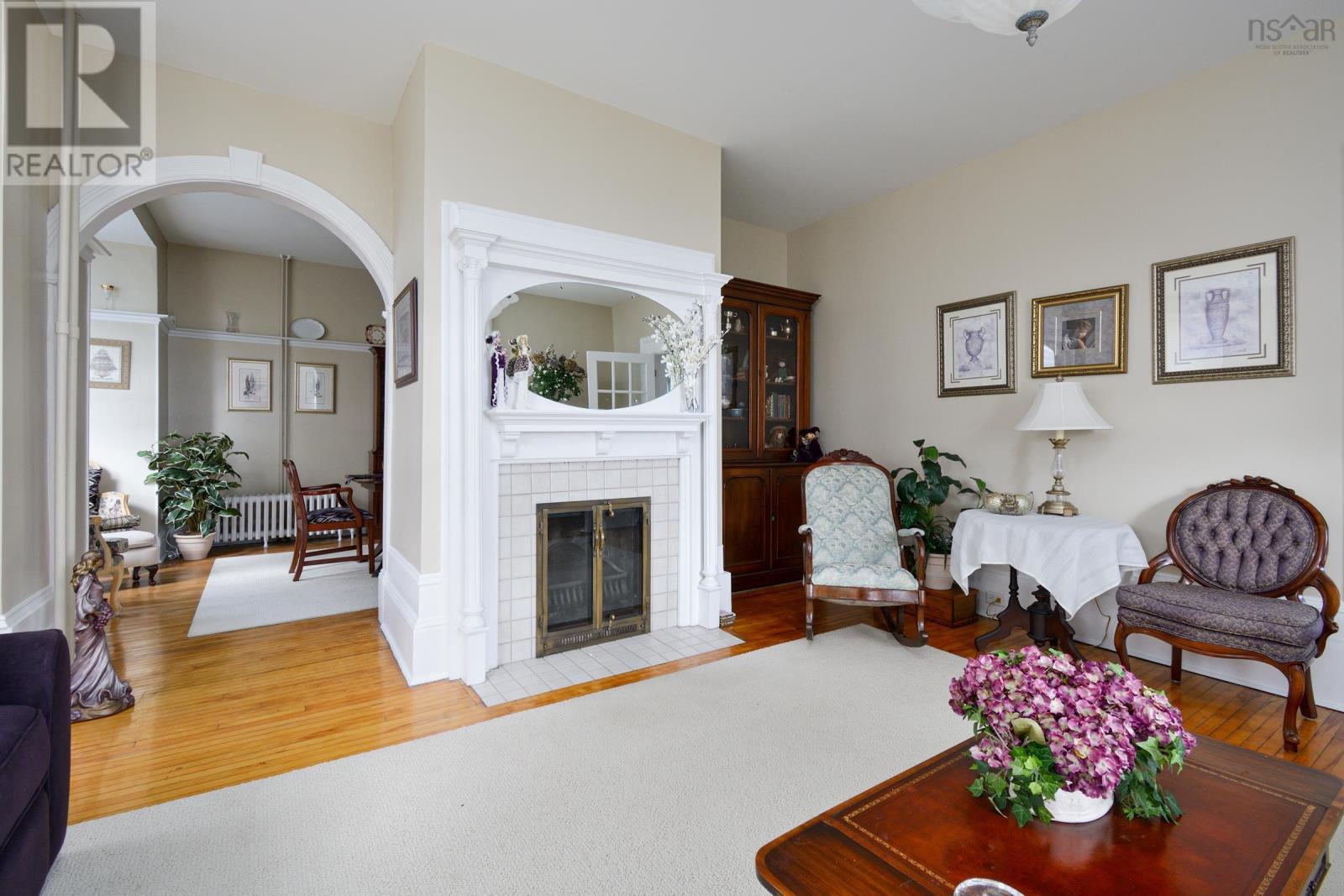 Property 28 of 49 of 516 Purves Street