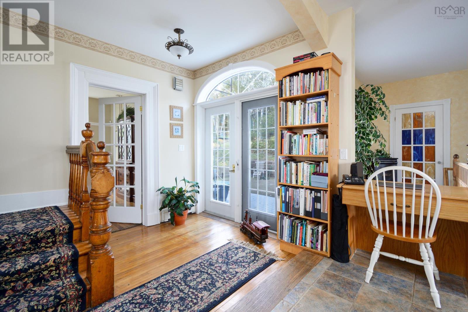 Property 27 of 49 of 516 Purves Street