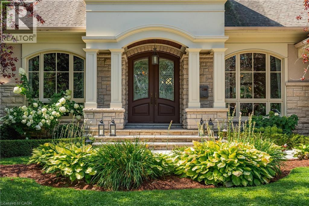 38 SHOREWOOD Place - Photo 4 of 49, Oakville, Ontario