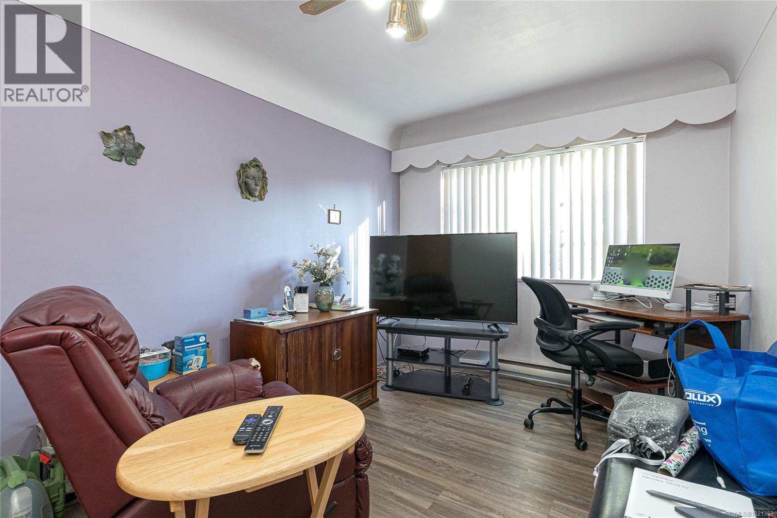  1005 McCallum Road, Langford