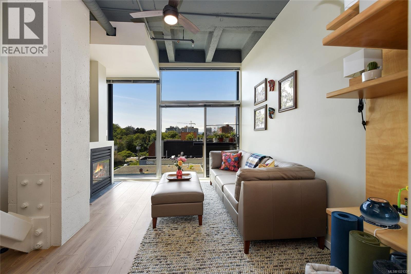 513 1061 Fort Street, Victoria