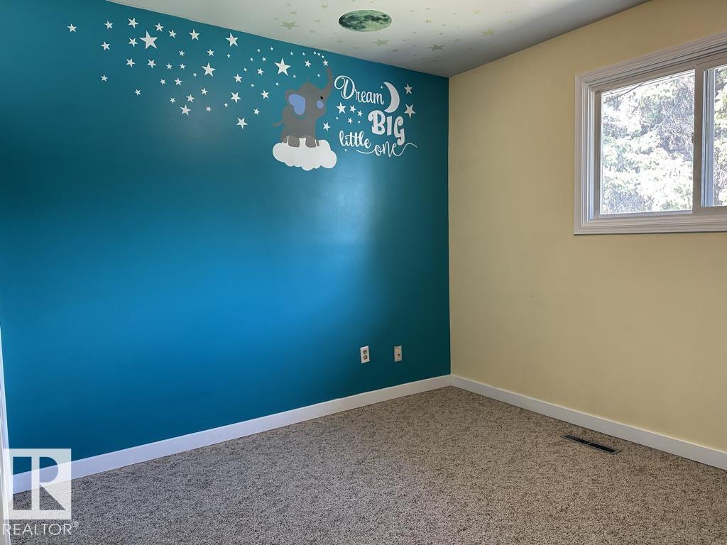 Single Family House Bungalow for Sale in /  AV NW Edmonton 