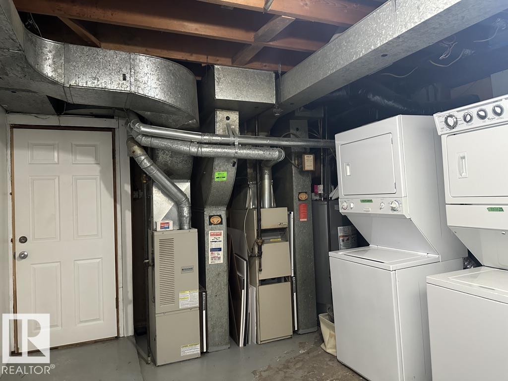 Single Family House Bungalow for Sale in /  AV NW Edmonton 