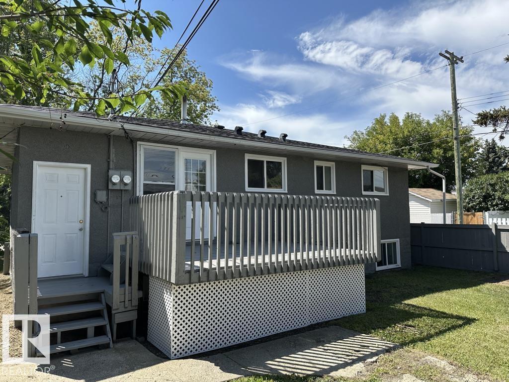 Single Family House Bungalow for Sale in /  AV NW Edmonton 