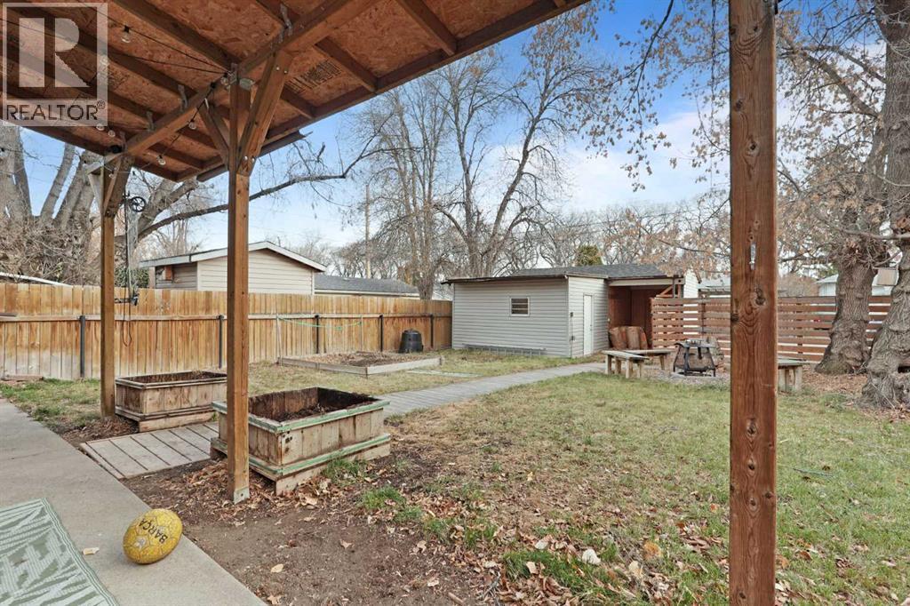 Single Family House Bungalow for Sale in   Street S Victoria Park Lethbridge 