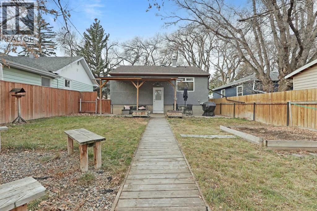 Single Family House Bungalow for Sale in   Street S Victoria Park Lethbridge 