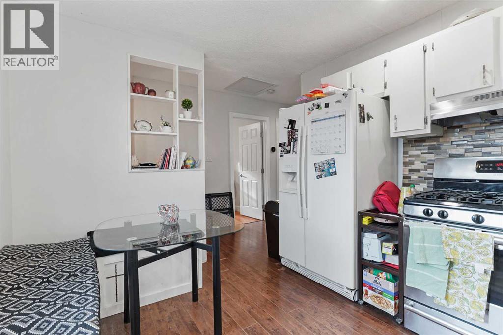 1127 16 Street S, Lethbridge, Alberta