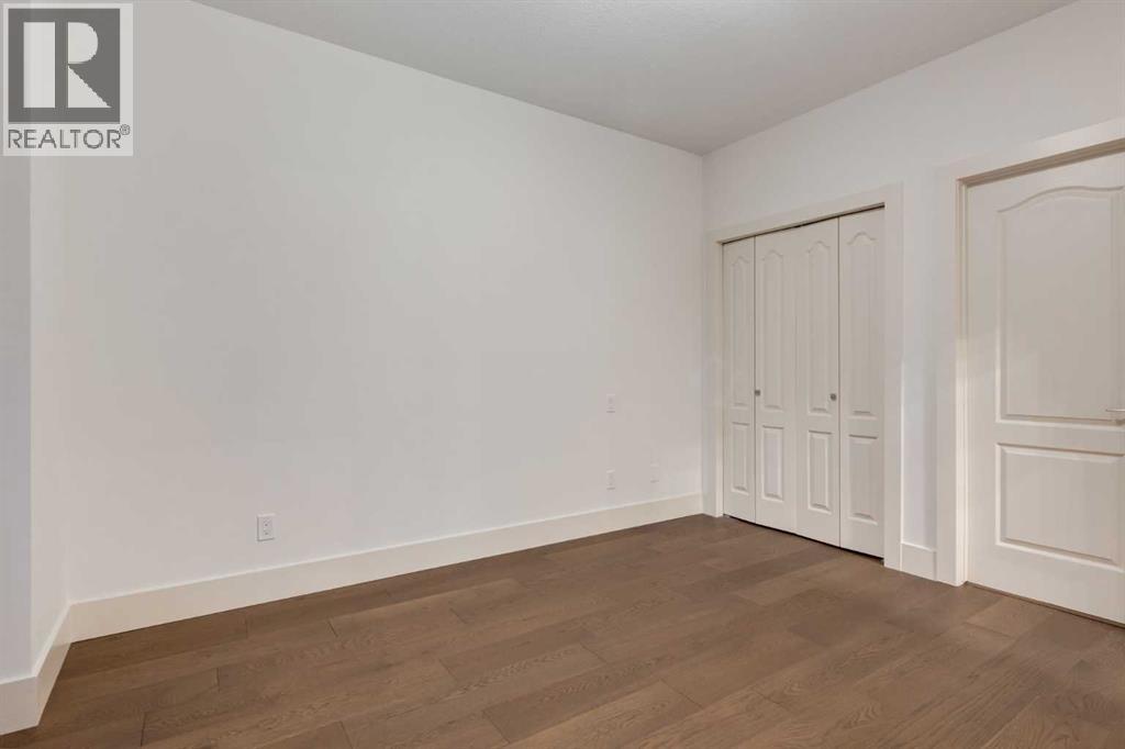 Single Family House Bungalow for Sale in  Signal Hill Drive SW Signal Hill Calgary 