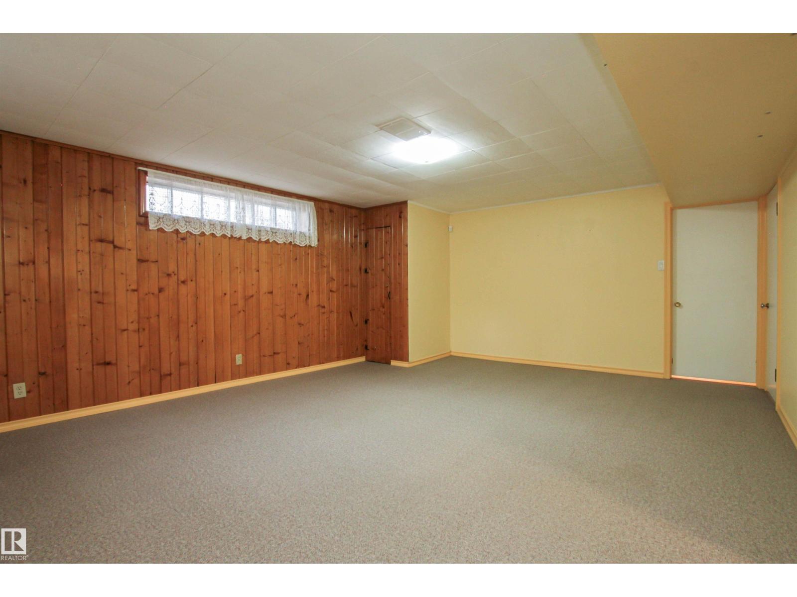 14516 106A AV NW, Edmonton