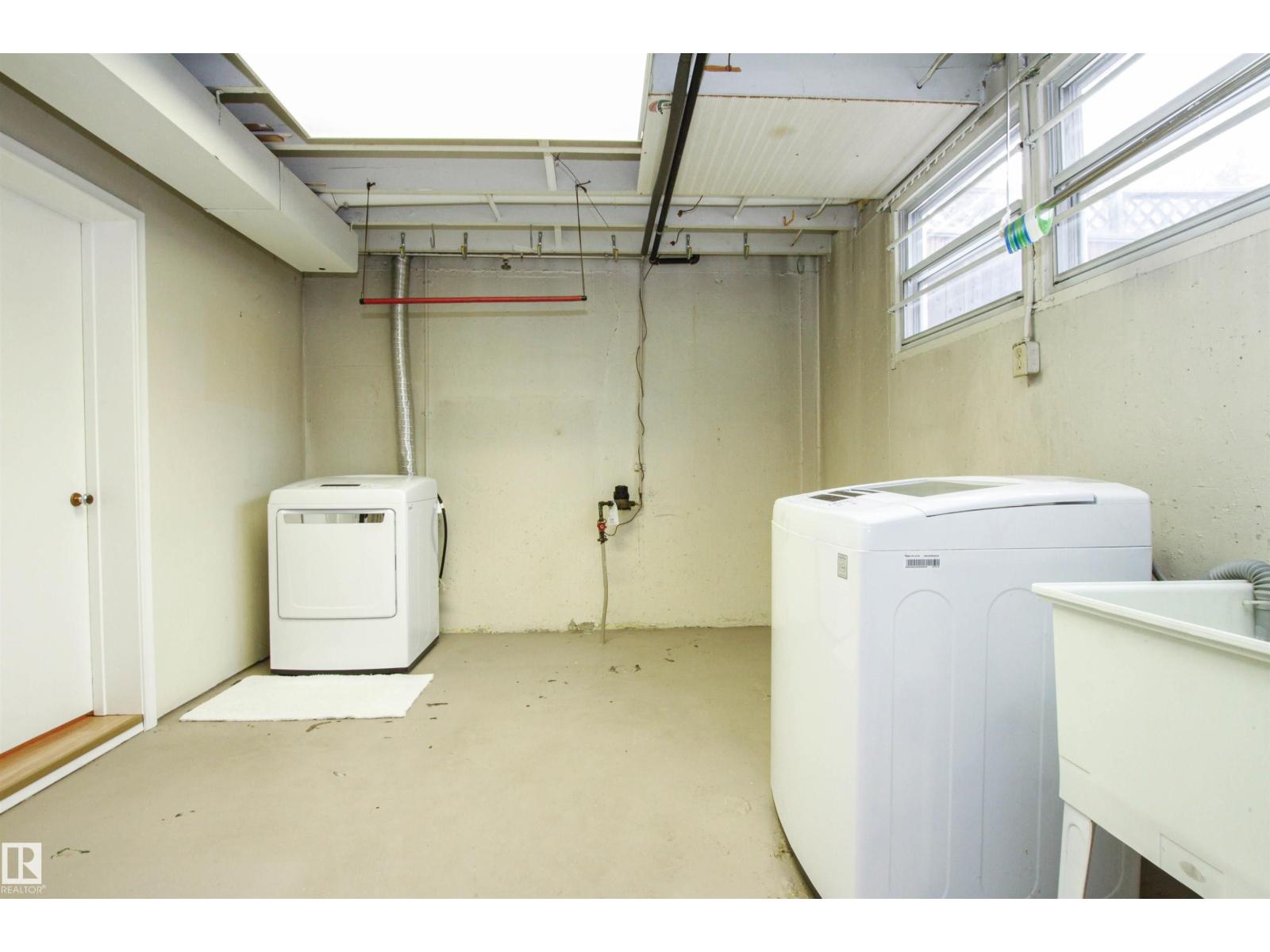 14516 106A AV NW, Edmonton