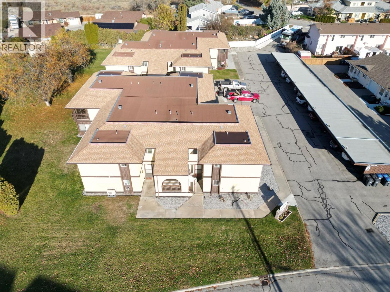 1 340 McKinney Road, Oliver