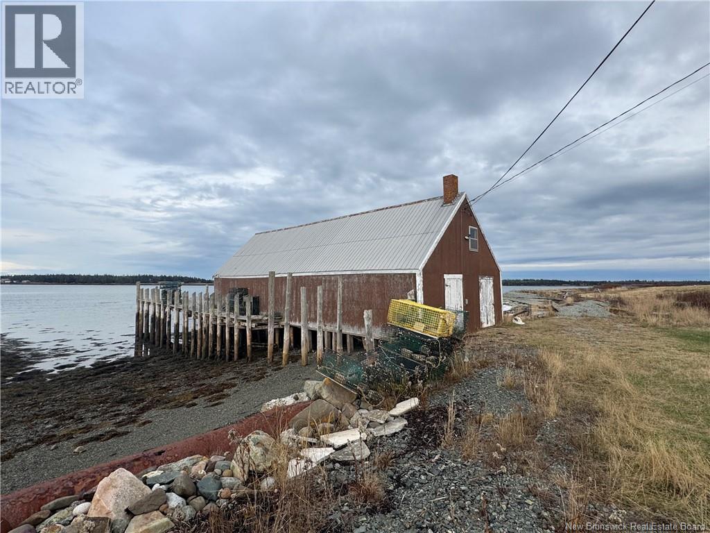 16 SHILOH Road - 5