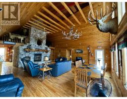 00 Bear Cliff Lodge thumbnail 7