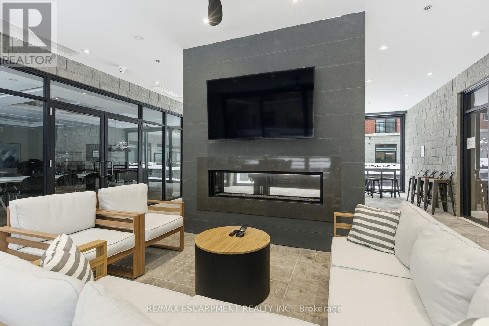 Single Family House for Sale in    REDFERN AVENUE Hamilton (Mountview) 