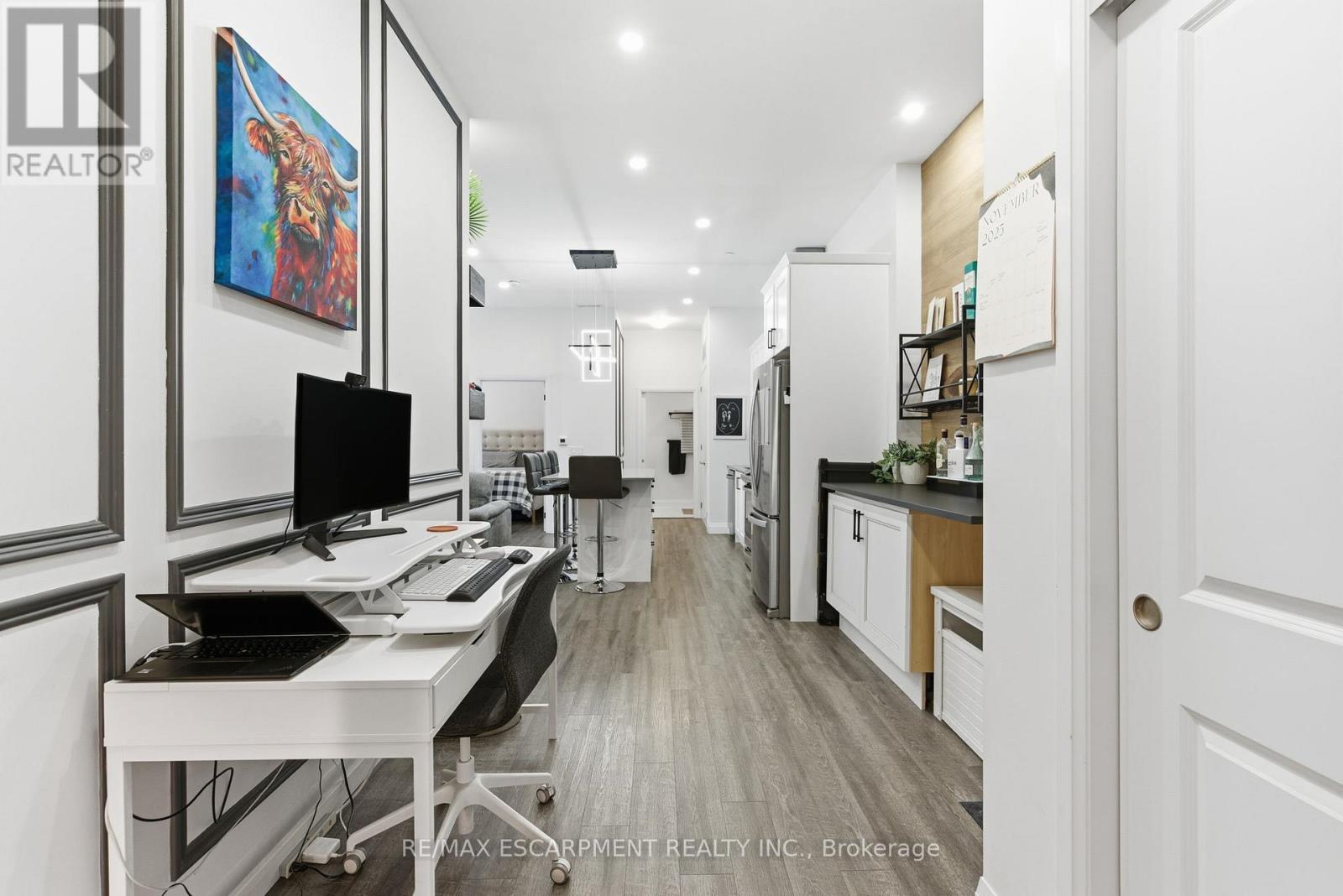 Single Family House for Sale in    REDFERN AVENUE Hamilton (Mountview) 