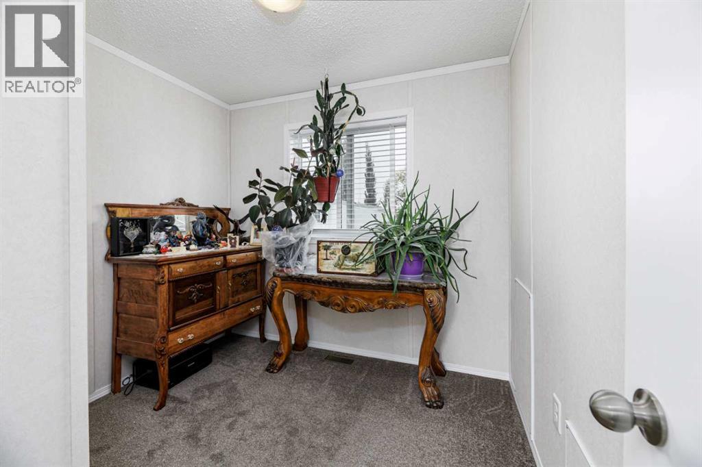 4922 Womacks, Blackfalds