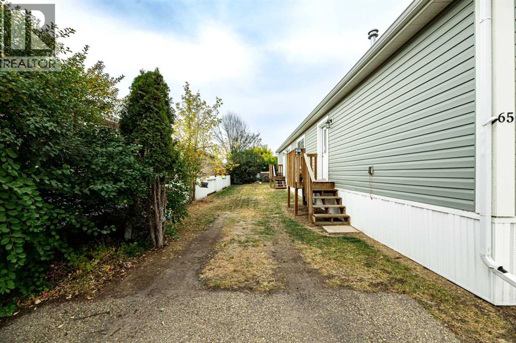 4922 Womacks, Blackfalds