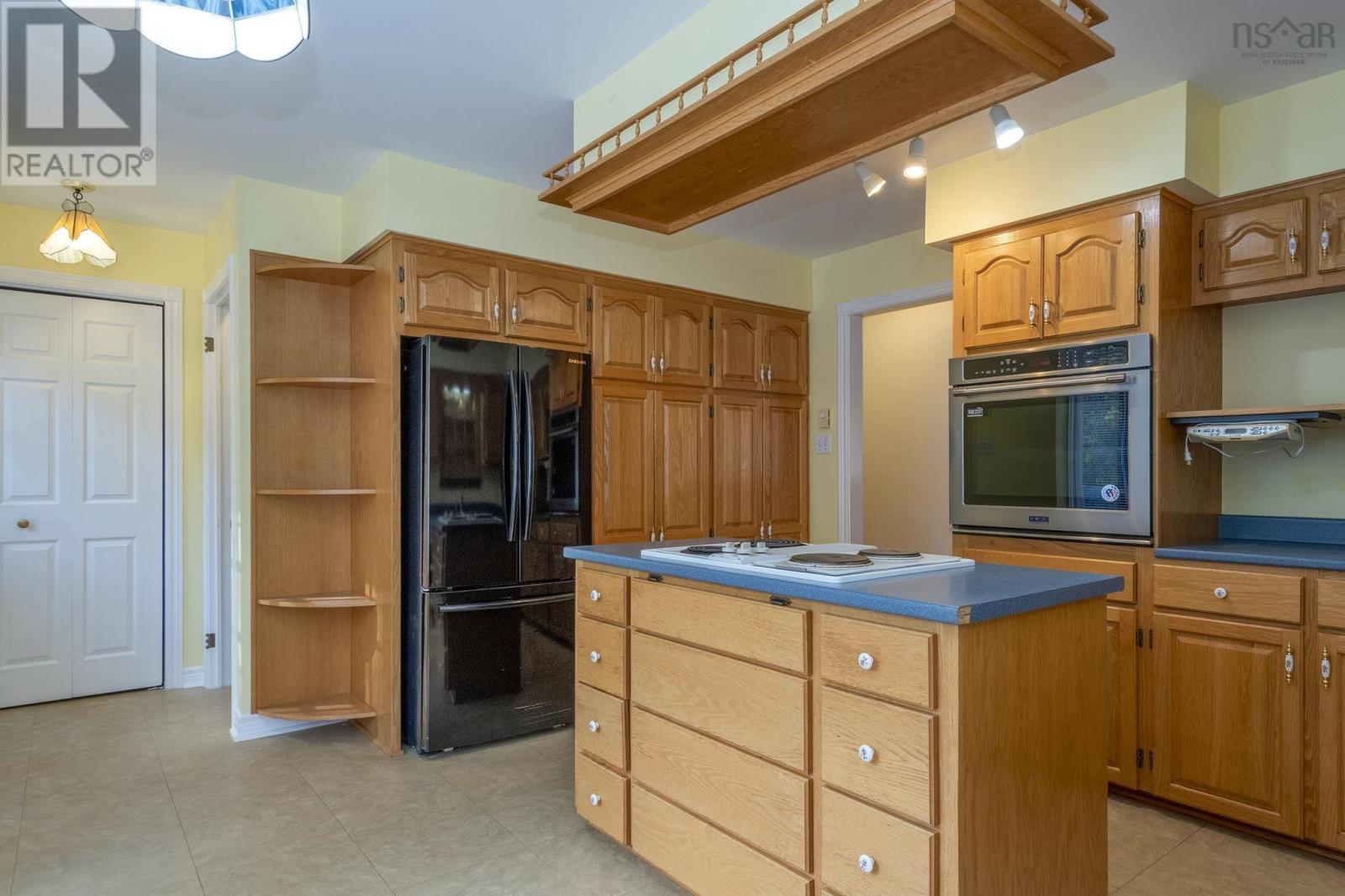 Property 36 of 40 of 92 Hall Road