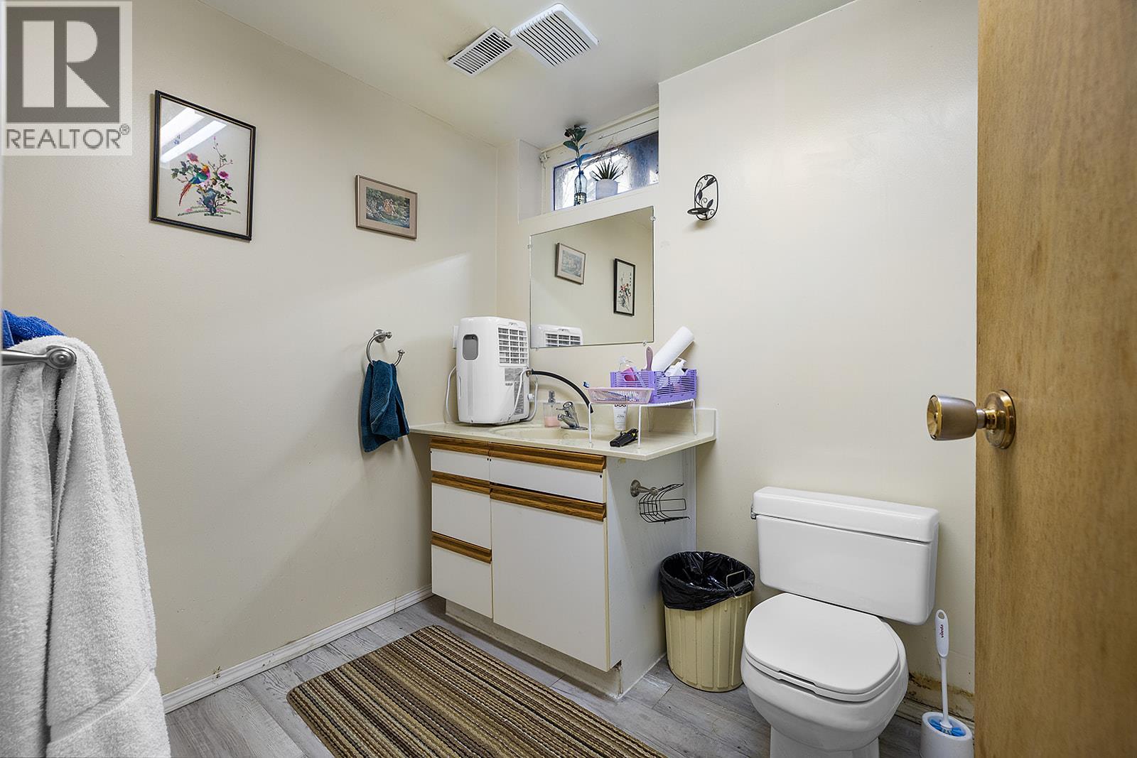 3116 3 Highway, Erickson