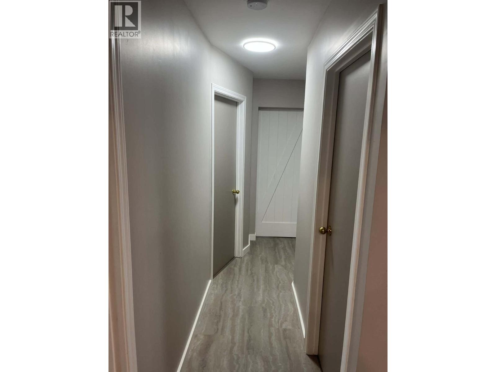 3116 3 Highway, Erickson