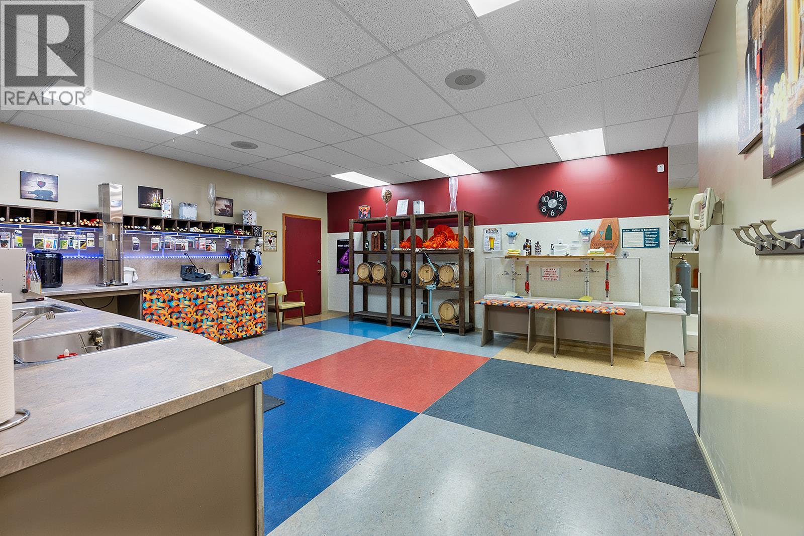 3116 3 Highway, Erickson