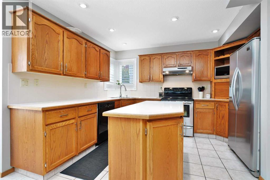 22 Denovan Crescent, Red Deer