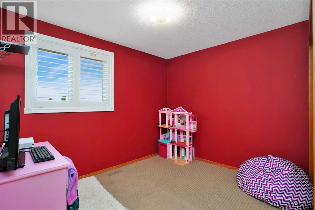 22 Denovan Crescent, Red Deer