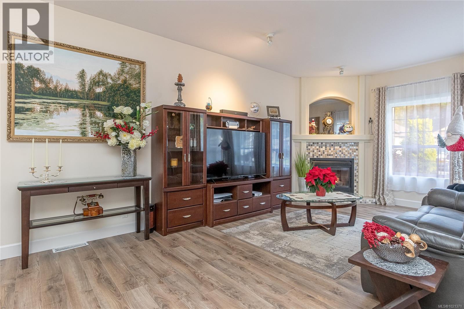 6153 Garside Rd, Nanaimo