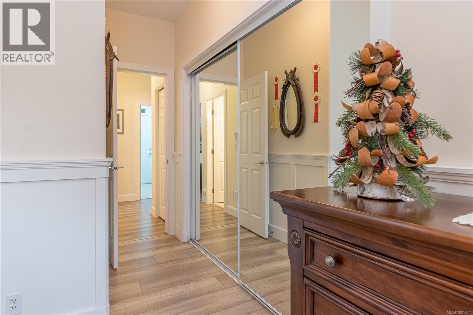 6153 Garside Rd, Nanaimo