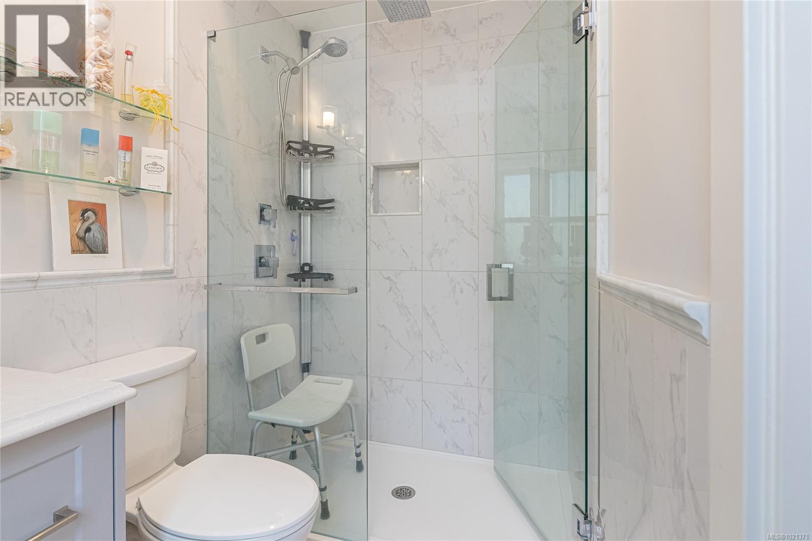 6153 Garside Rd, Nanaimo