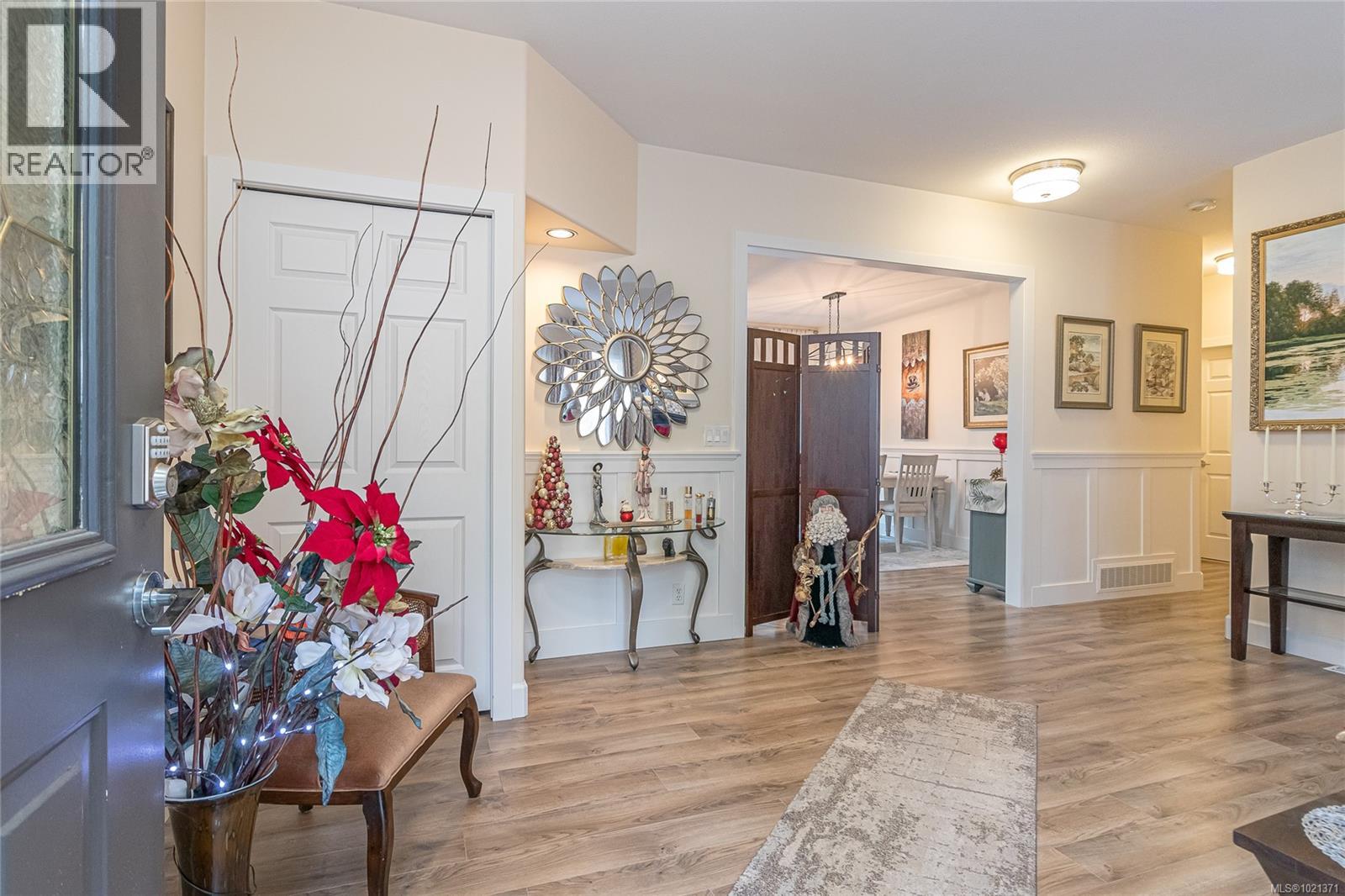 6153 Garside Rd, Nanaimo